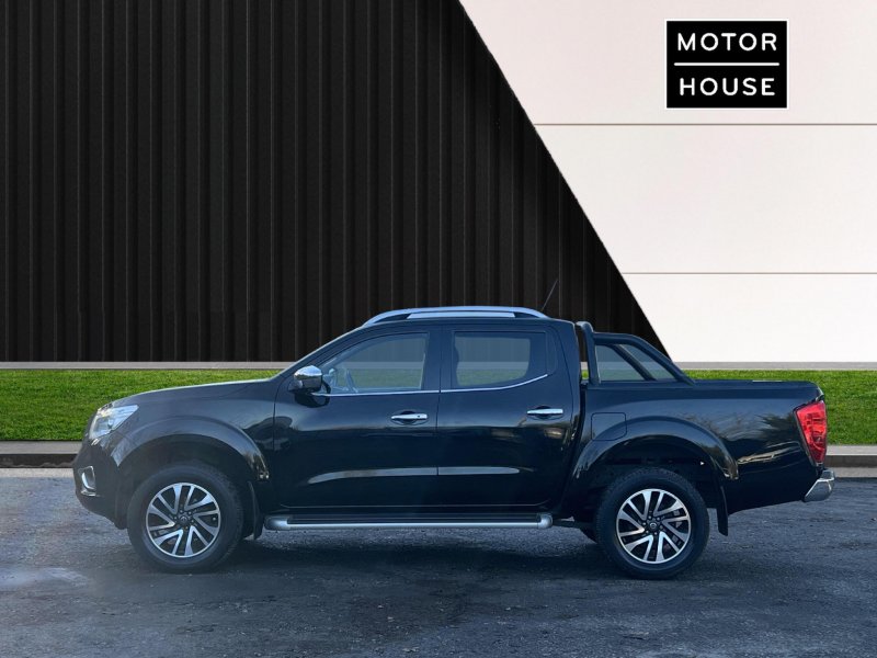 NISSAN NAVARA