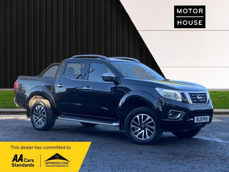 NISSAN NAVARA